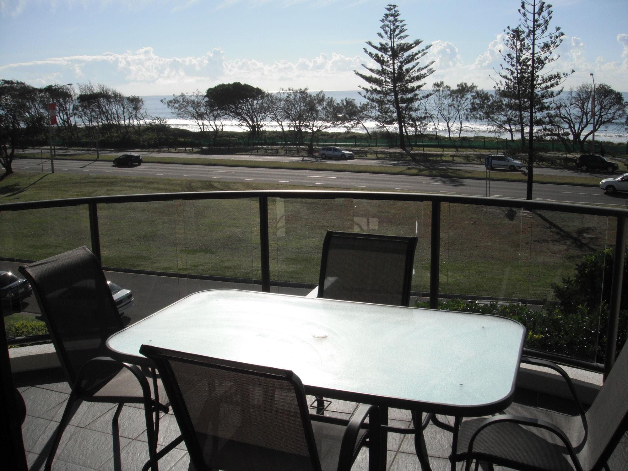Meridian Alex Beach Apartments Александра Хедленд Екстериор снимка