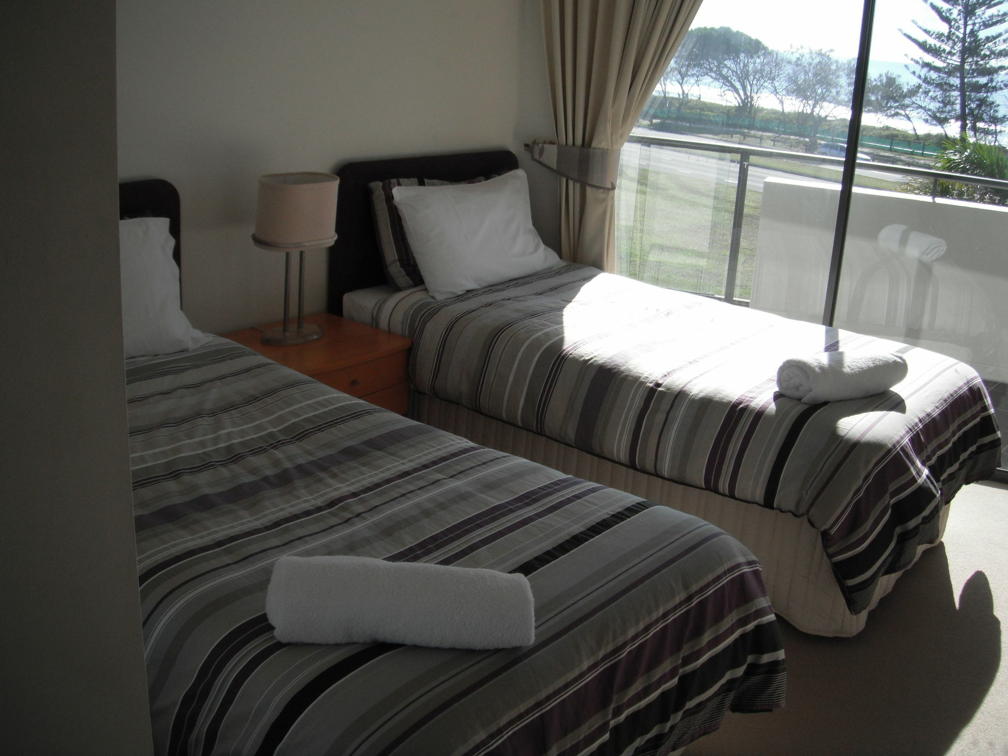 Meridian Alex Beach Apartments Александра Хедленд Екстериор снимка